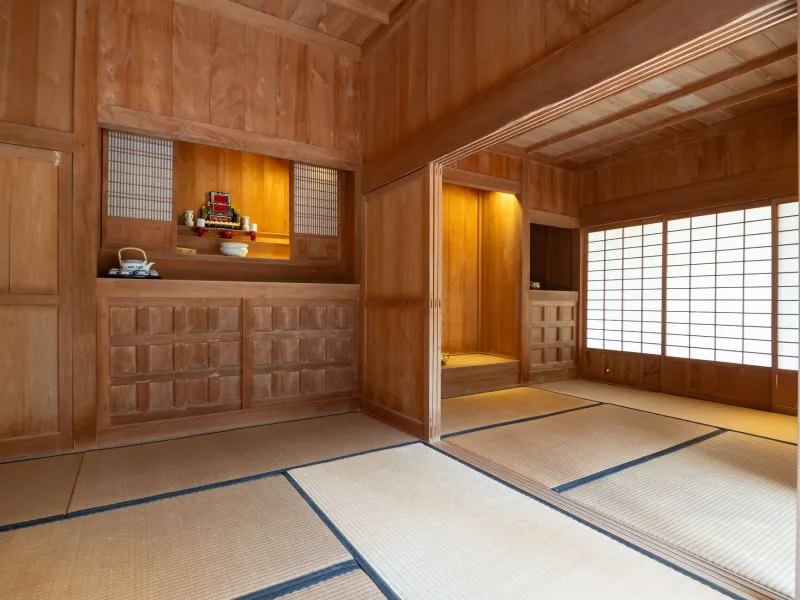 When Things Remember: How Japanese Cinema Transforms Objects and Rooms Into Vessels of Grief